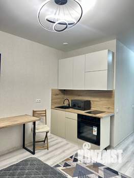 Студия квартира, посуточно, 28м2, 14/24 этаж