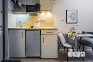 Студия квартира, посуточно, 19м2, 1/4 этаж