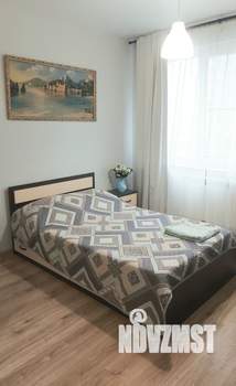 Студия квартира, посуточно, 42м2, 4/17 этаж