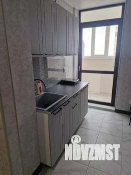 1-к квартира, посуточно, 40м2, 12/18 этаж