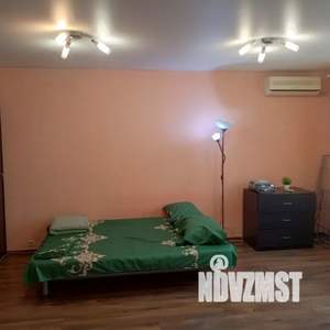 Студия квартира, посуточно, 36м2, 3/5 этаж