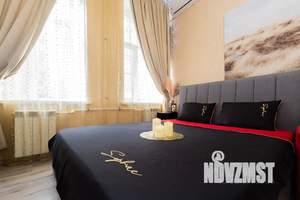 Студия квартира, посуточно, 30м2, 1/3 этаж