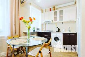 2-к квартира, посуточно, 42м2, 3/5 этаж