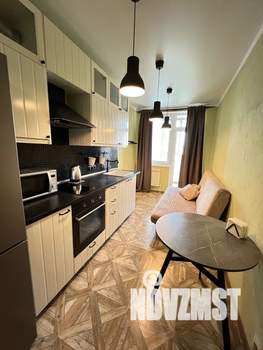 1-к квартира, посуточно, 42м2, 13/18 этаж