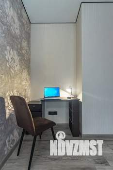 1-к квартира, посуточно, 37м2, 10/25 этаж