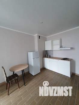 Студия квартира, посуточно, 28м2, 10/23 этаж