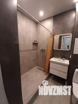 1-к квартира, посуточно, 40м2, 16/24 этаж