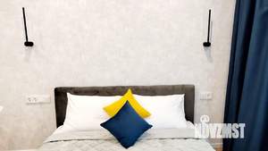 Студия квартира, посуточно, 31м2, 10/24 этаж