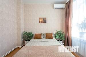 1-к квартира, посуточно, 35м2, 1/1 этаж