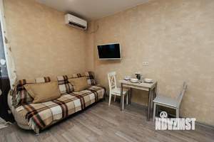 1-к квартира, посуточно, 35м2, 1/1 этаж