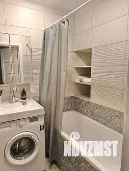 Студия квартира, посуточно, 35м2, 7/20 этаж