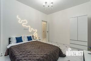 1-к квартира, посуточно, 38м2, 17/24 этаж