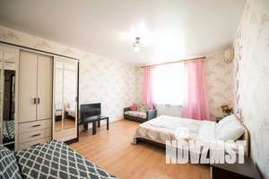1-к квартира, посуточно, 40м2, 12/20 этаж