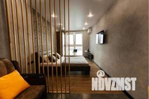 1-к квартира, посуточно, 35м2, 20/25 этаж