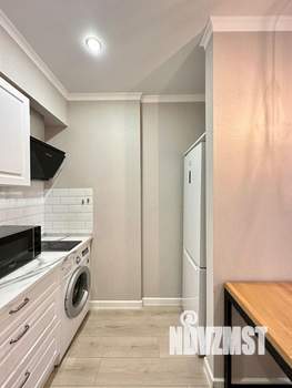 Студия квартира, посуточно, 38м2, 18/24 этаж