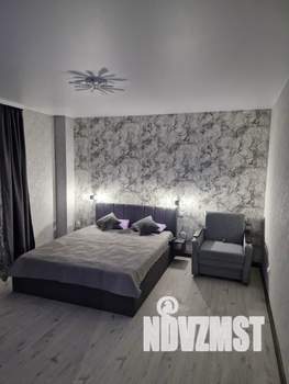 1-к квартира, посуточно, 40м2, 12/18 этаж