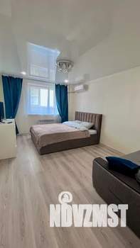 1-к квартира, посуточно, 39м2, 9/16 этаж