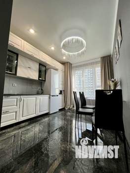 1-к квартира, посуточно, 40м2, 5/20 этаж