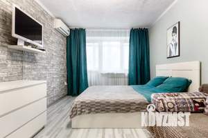 1-к квартира, посуточно, 40м2, 3/5 этаж