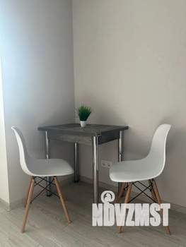 1-к квартира, посуточно, 39м2, 3/25 этаж