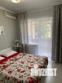 2-к квартира, посуточно, 38м2, 2/24 этаж