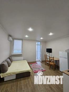 Студия квартира, посуточно, 28м2, 10/23 этаж