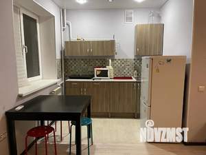 Студия квартира, посуточно, 34м2, 1/6 этаж