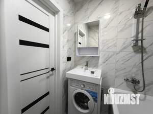 1-к квартира, посуточно, 26м2, 18/25 этаж