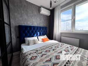 Студия квартира, посуточно, 28м2, 15/25 этаж