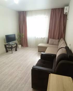 Студия квартира, на длительный срок, 28м2, 6/17 этаж