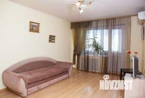 1-к квартира, посуточно, 40м2, 6/10 этаж