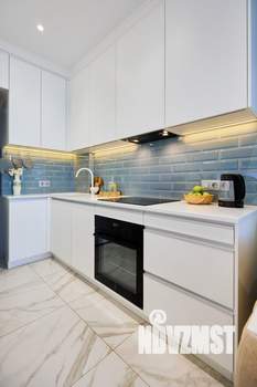 2-к квартира, посуточно, 49м2, 18/33 этаж