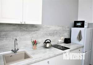 1-к квартира, посуточно, 28м2, 1/1 этаж