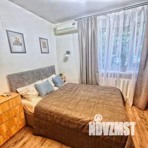 Студия квартира, посуточно, 20м2, 1/5 этаж