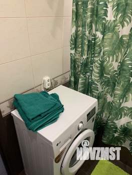 1-к квартира, посуточно, 42м2, 1/9 этаж