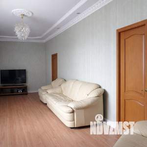 4-к квартира, на длительный срок, 120м2, 2/2 этаж