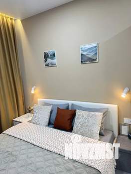 Студия квартира, посуточно, 28м2, 15/24 этаж