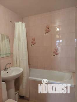 1-к квартира, посуточно, 32м2, 1/2 этаж