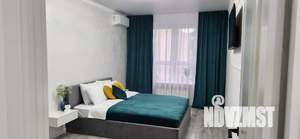 1-к квартира, посуточно, 37м2, 8/20 этаж