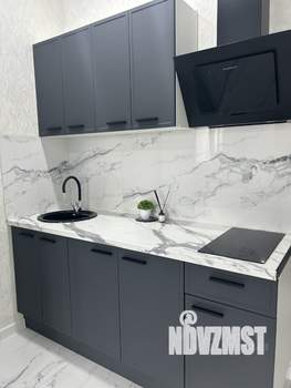 Студия квартира, посуточно, 30м2, 18/20 этаж