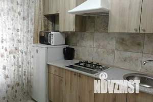 1-к квартира, посуточно, 35м2, 6/9 этаж