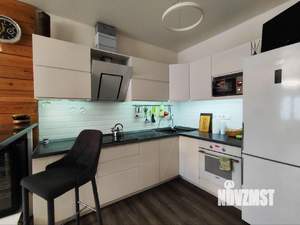 1-к квартира, посуточно, 47м2, 1/1 этаж