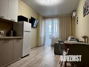 1-к квартира, посуточно, 40м2, 7/24 этаж