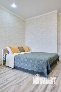 1-к квартира, посуточно, 44м2, 13/24 этаж