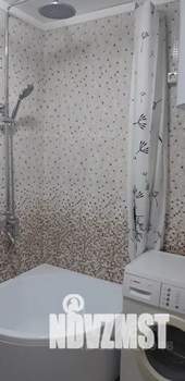 1-к квартира, посуточно, 35м2, 1/18 этаж