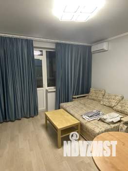 Студия квартира, посуточно, 26м2, 3/12 этаж