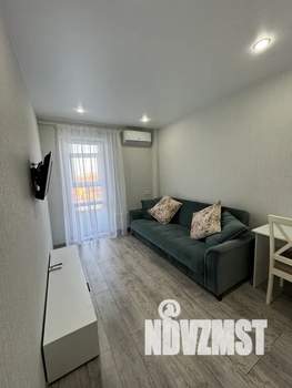 Студия квартира, посуточно, 28м2, 6/24 этаж