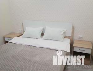 1-к квартира, посуточно, 46м2, 1/1 этаж