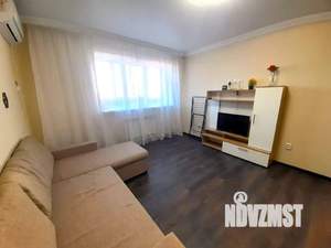 1-к квартира, посуточно, 56м2, 7/10 этаж