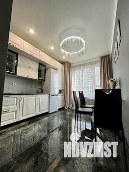 1-к квартира, посуточно, 40м2, 5/20 этаж